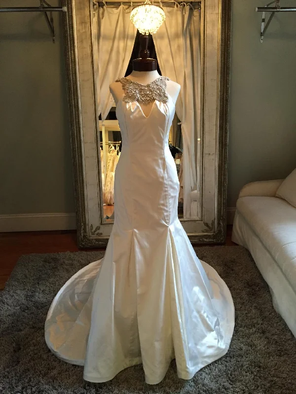 Hayley Paige Kollender/6402 Long unclassified dresses