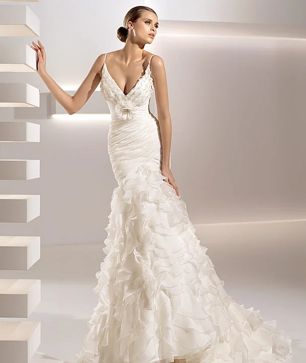Pronovias Galante Holiday unclassified dresses
